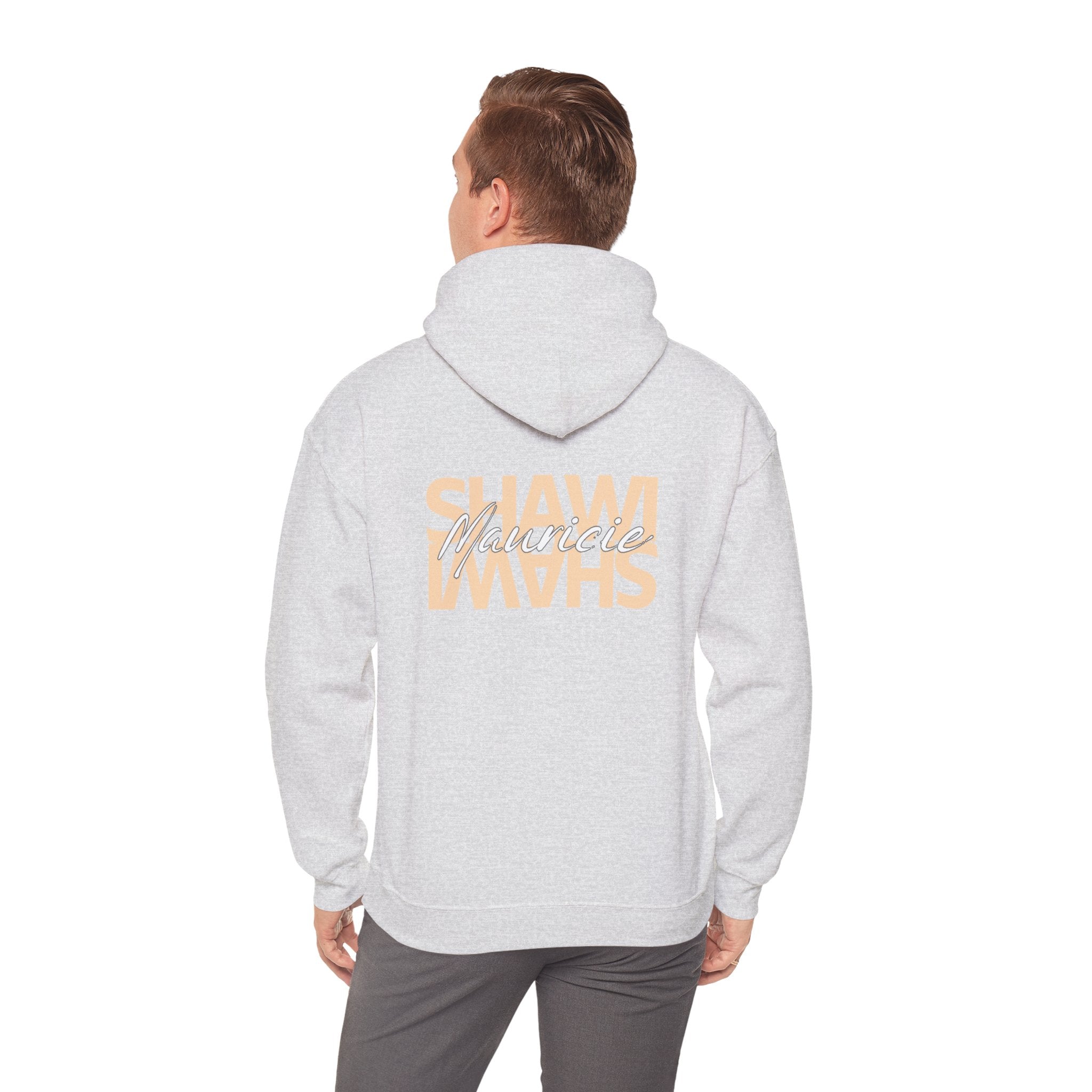 Shawi né du vent Unisex Heavy Blend™ Hooded Sweatshirt - Cozy & Stylish
